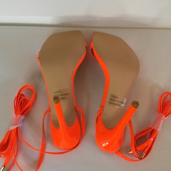 Women’s Strappy Lace Up Square Toe Stiletto Heel Sandals - Picture 7 of 7